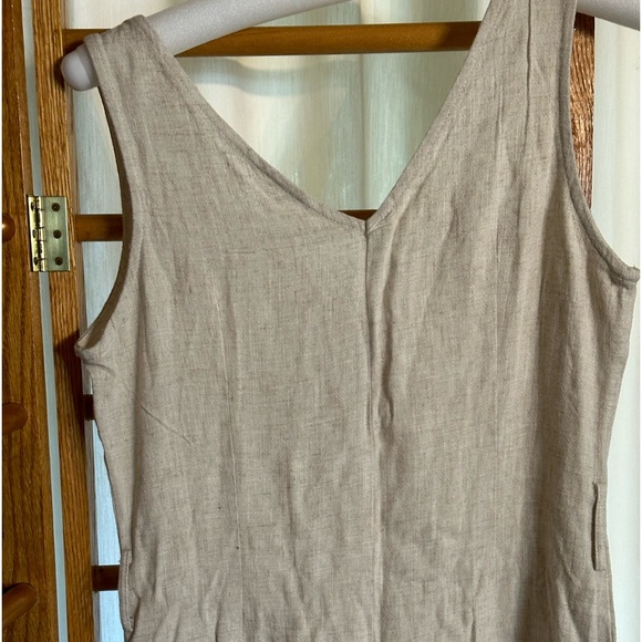 Adibosy V Neck Rayon Romper Side Pockets Cuffed Hem Coconut Buttons Size Small - Picture 2 of 9